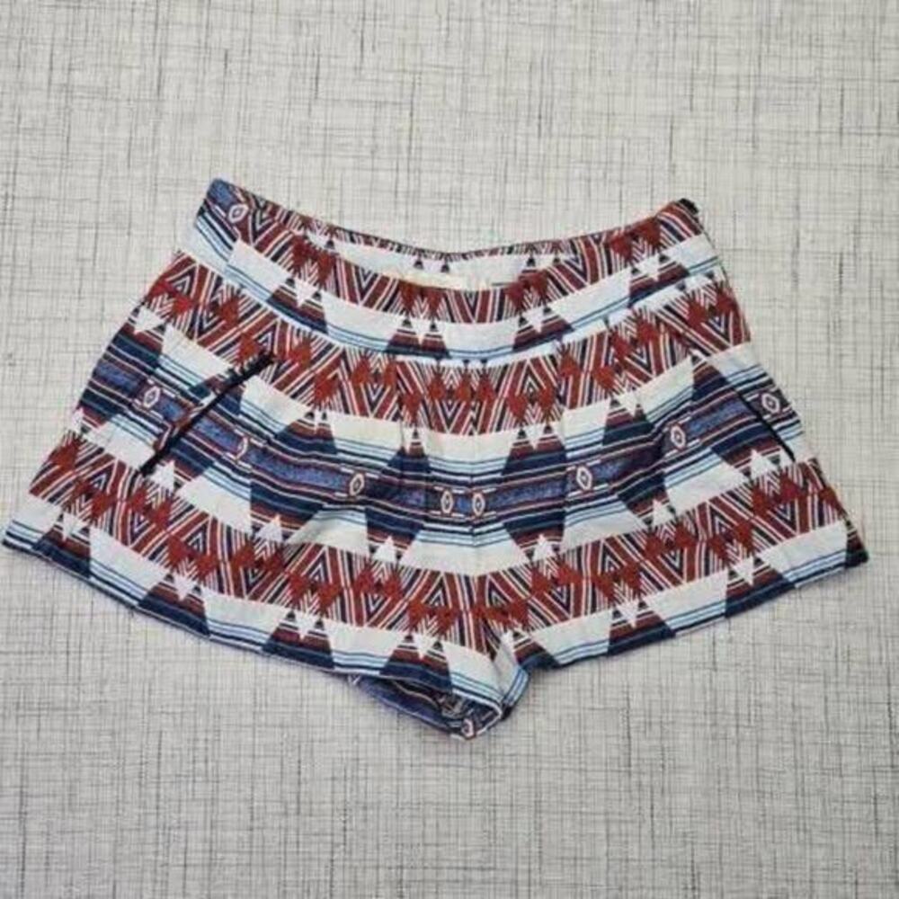 Zara High Waisted Aztec Side Zip Shorts Size‎ Medium